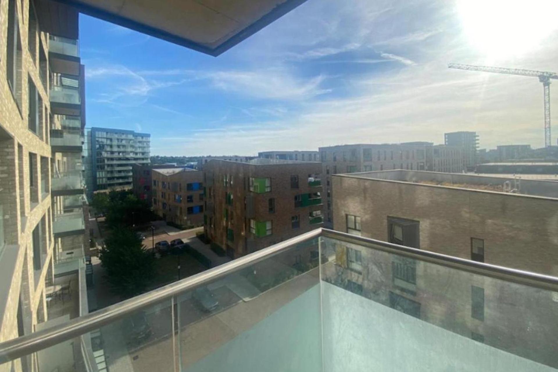 Apartment Cozy Retreat Next To The 02 *
